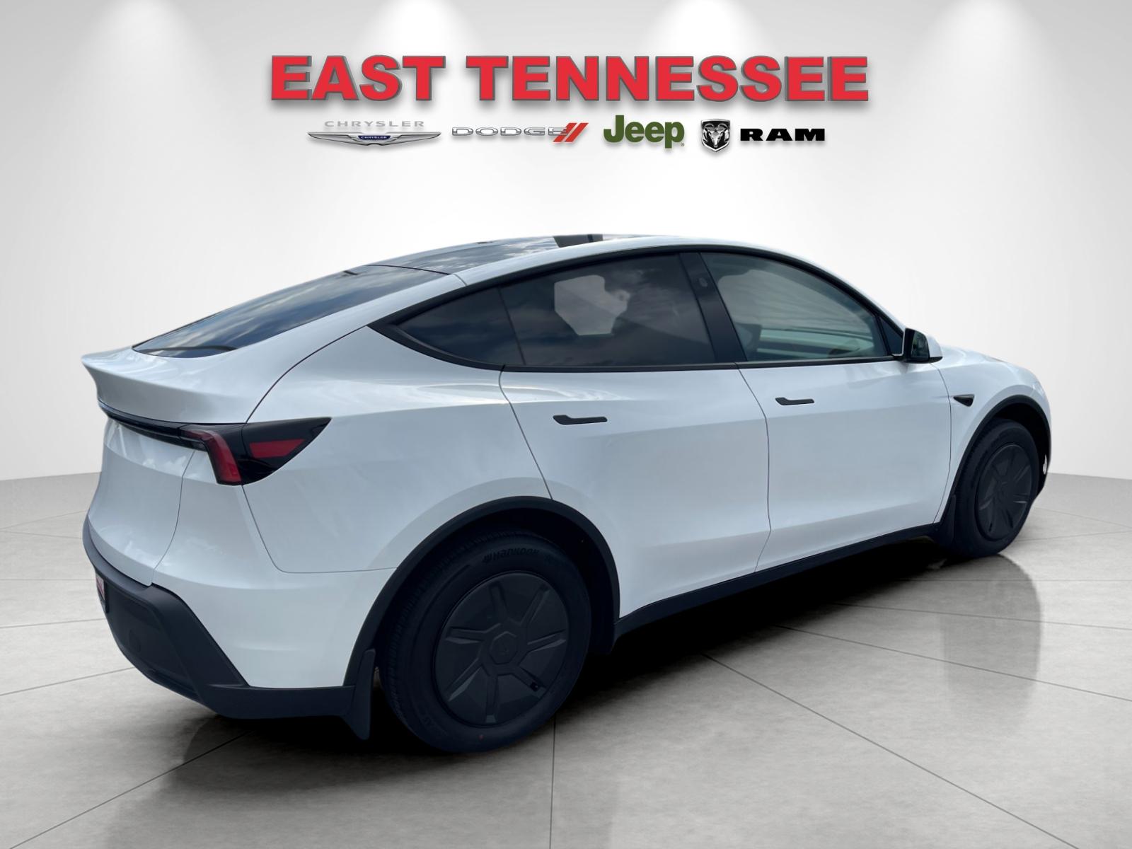 Used 2026 White Tesla Standard Range image 3