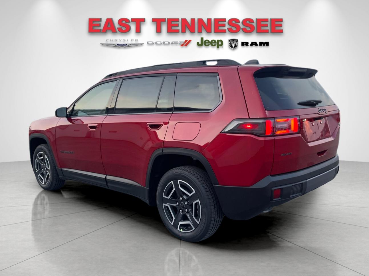 New 2026 Red Hot Pearlcoat Jeep Limited image 5