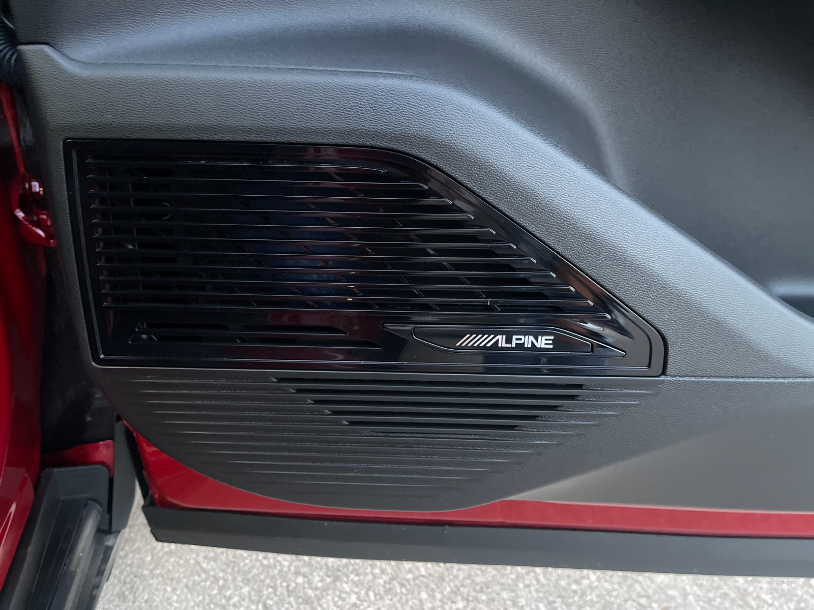 New 2026 Red Hot Pearlcoat Jeep Limited image 20