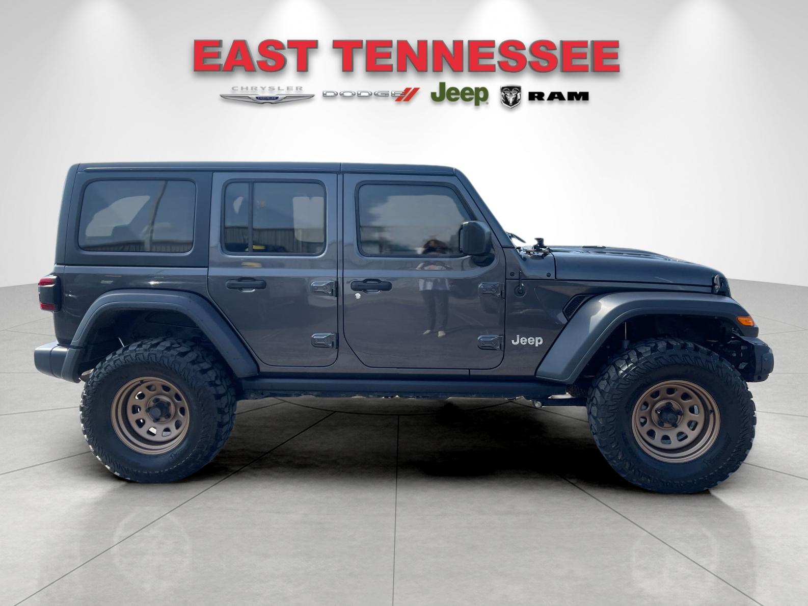 1C4HJXDN3LW134971