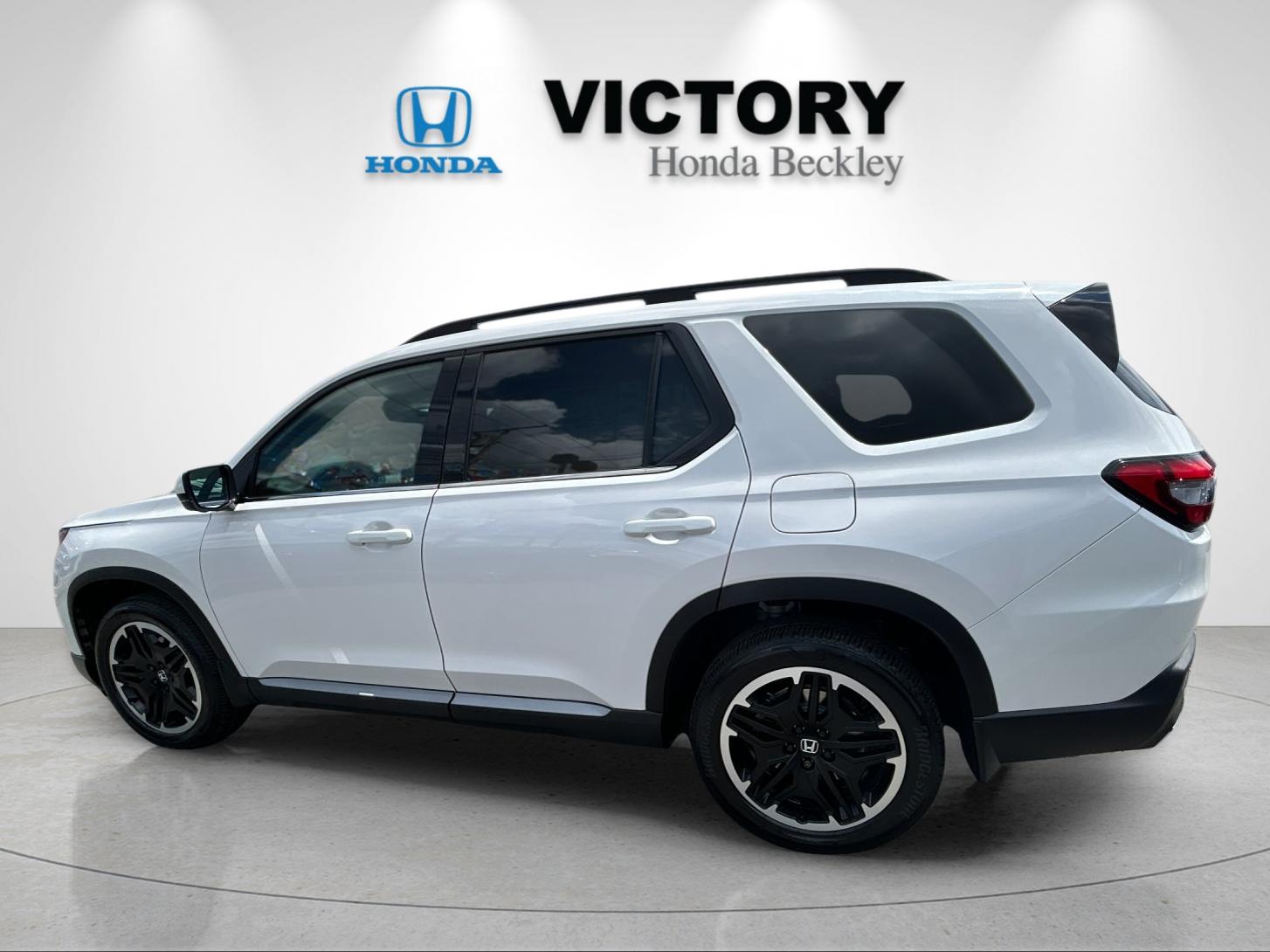 New 2026 Platinum White Pearl Honda AWD Touring Blackout image 3