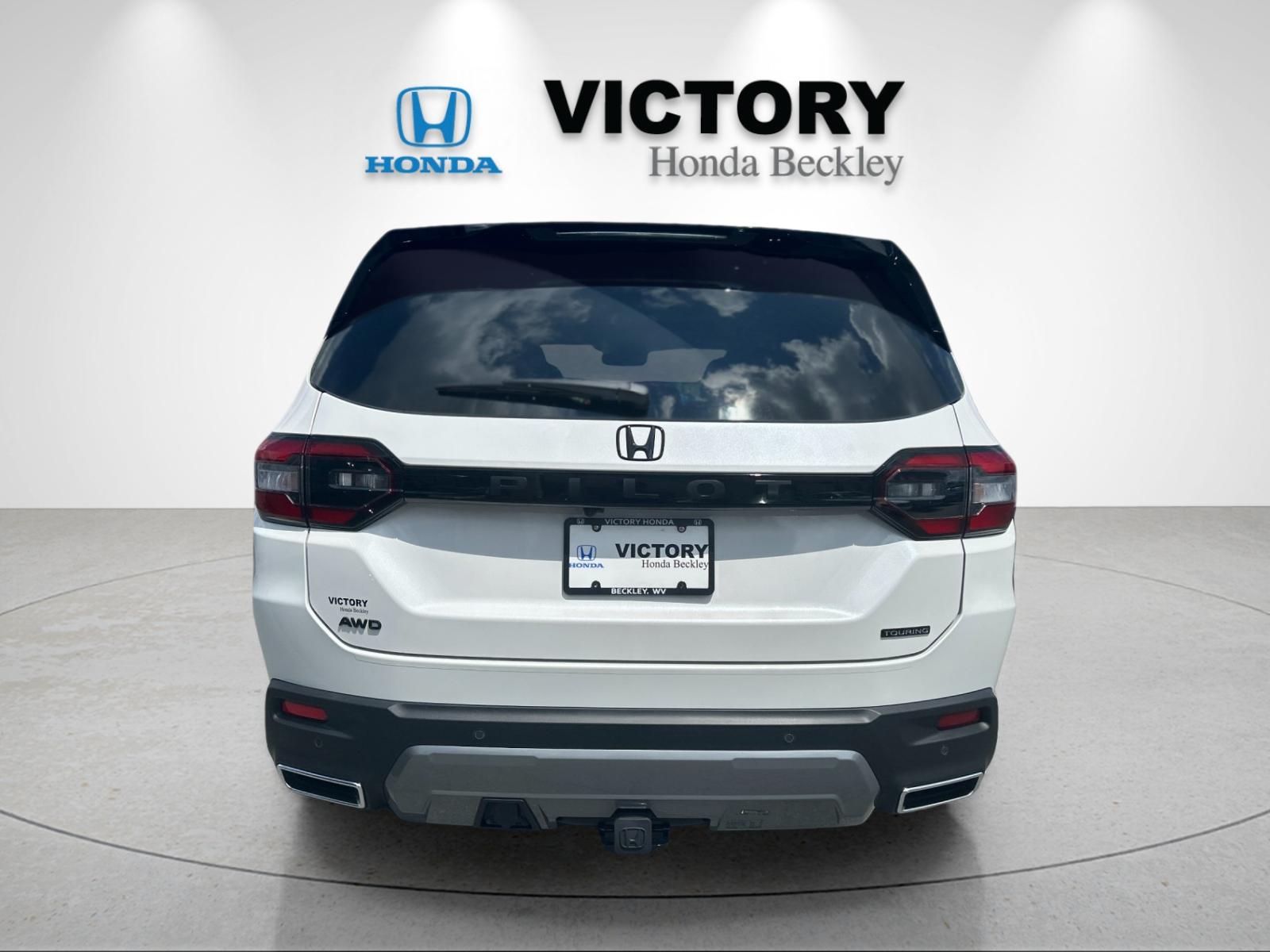 New 2026 Platinum White Pearl Honda AWD Touring Blackout image 4