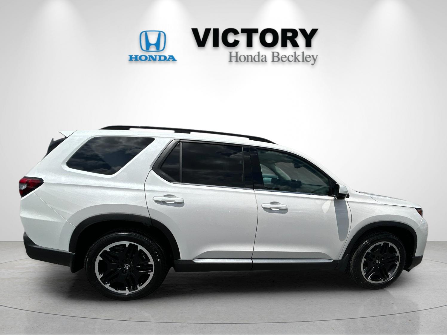 New 2026 Platinum White Pearl Honda AWD Touring Blackout image 6