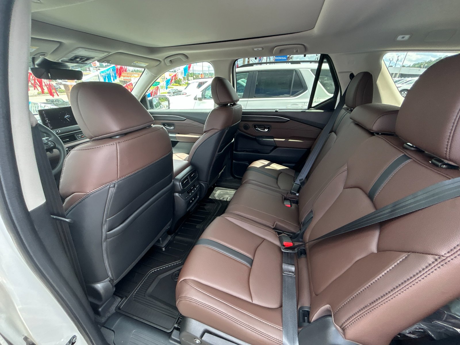 New 2026 Platinum White Pearl Honda AWD Touring Blackout image 14