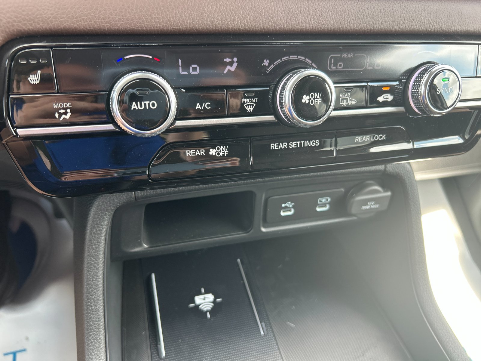 New 2026 Platinum White Pearl Honda AWD Touring Blackout image 26