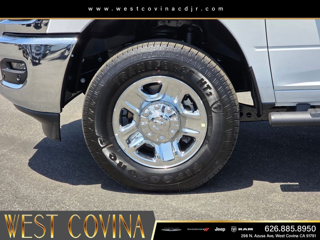 New 2026 Bright White Clear-Coat Exterior Paint RAM Tradesman image 9