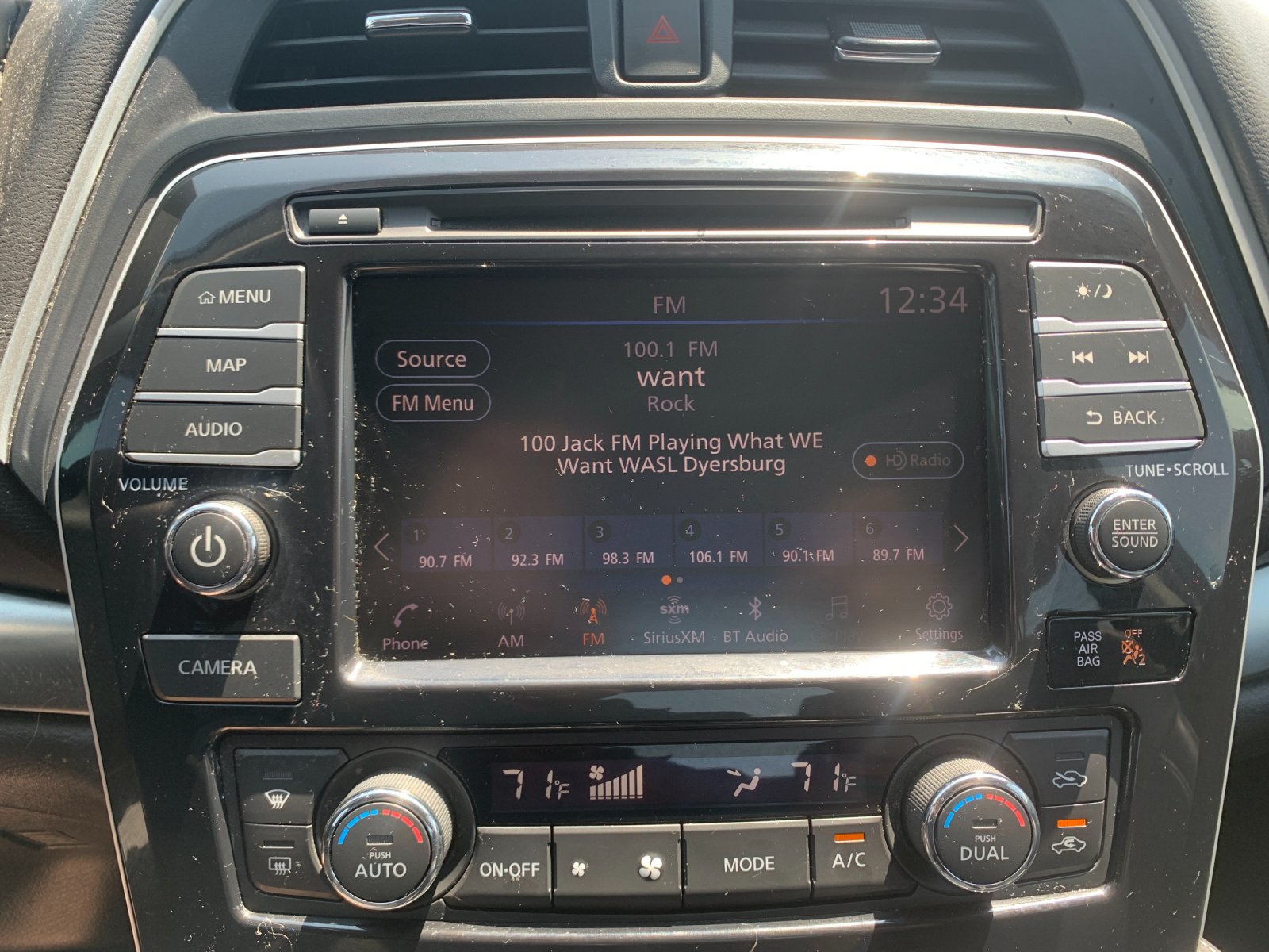 Used 2019 Silver Nissan 3.5 SV image 21