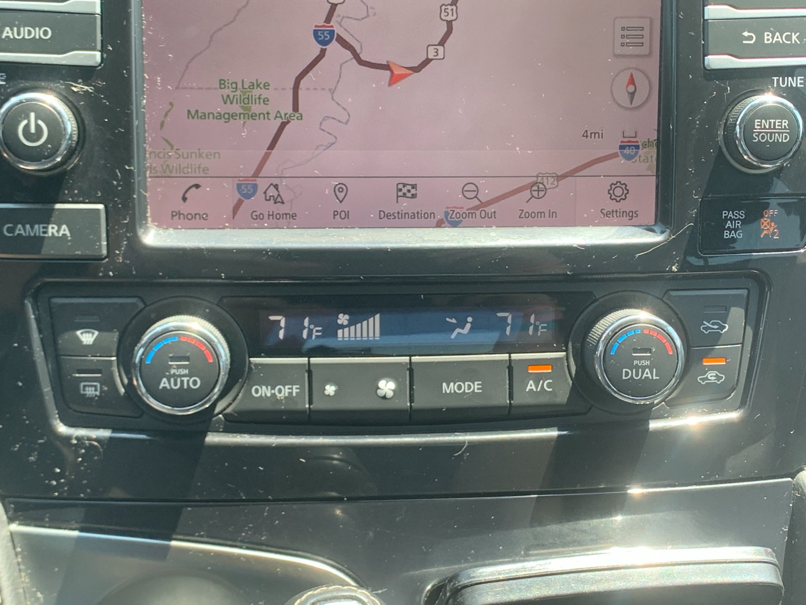 Used 2019 Silver Nissan 3.5 SV image 24