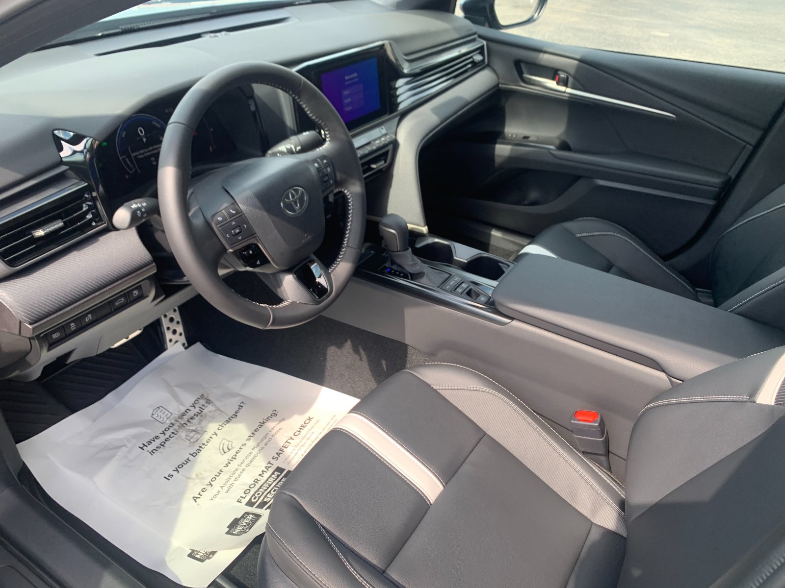 New 2026 Ocean Gem Toyota SE image 10