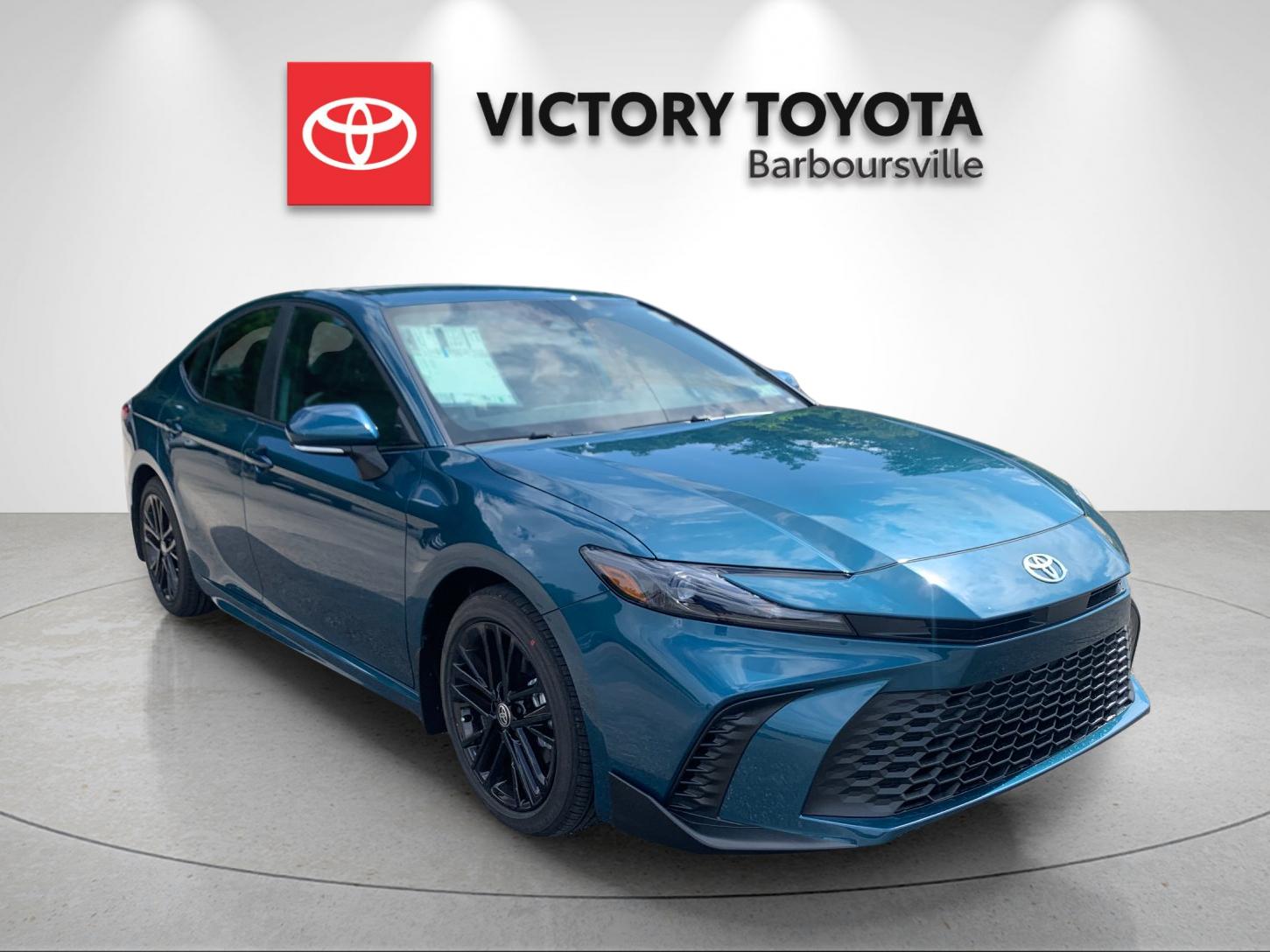 New 2026 Ocean Gem Toyota SE image 5