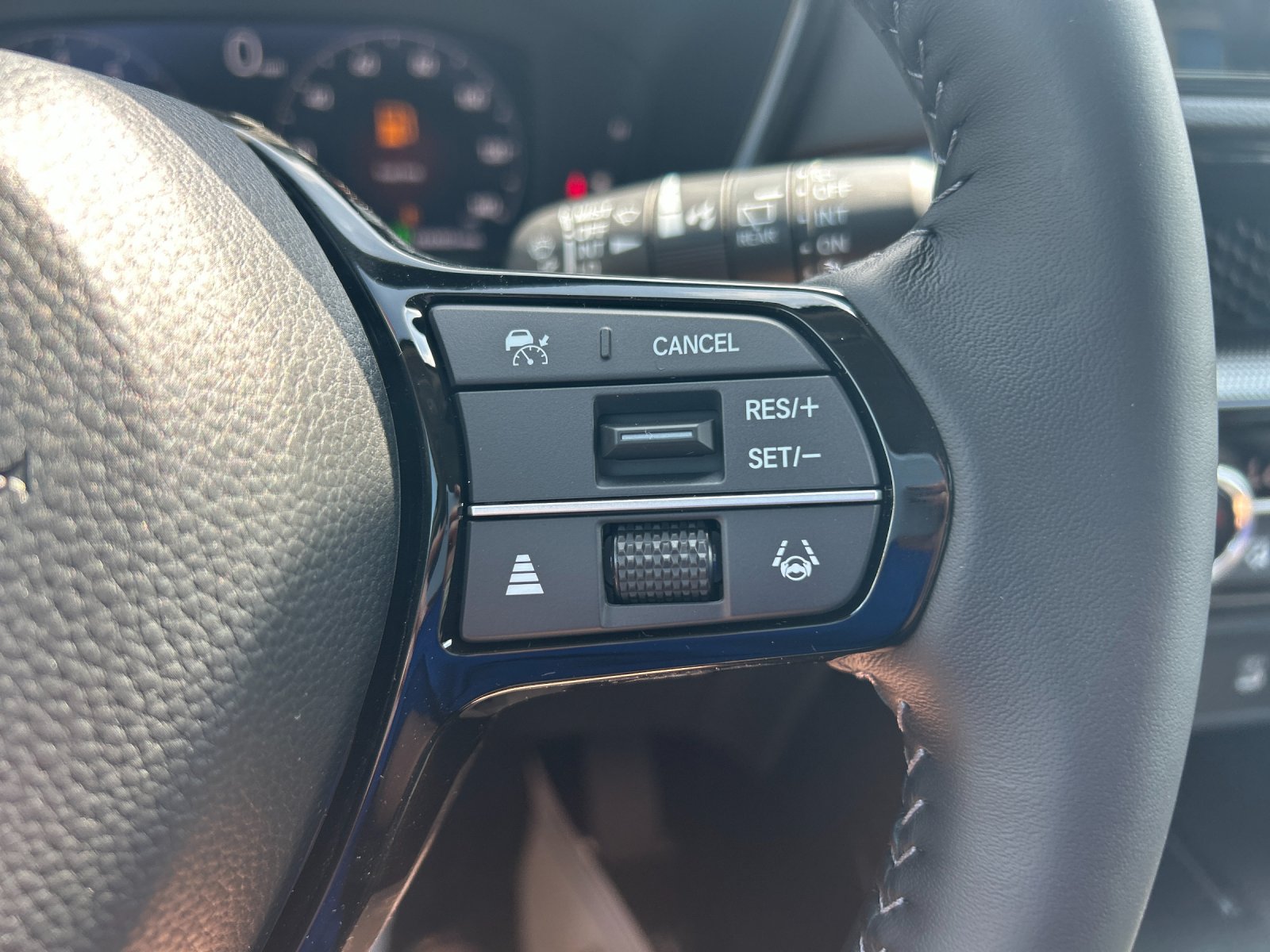 New 2026 Meteorite Gray Metallic Honda AWD EX image 30
