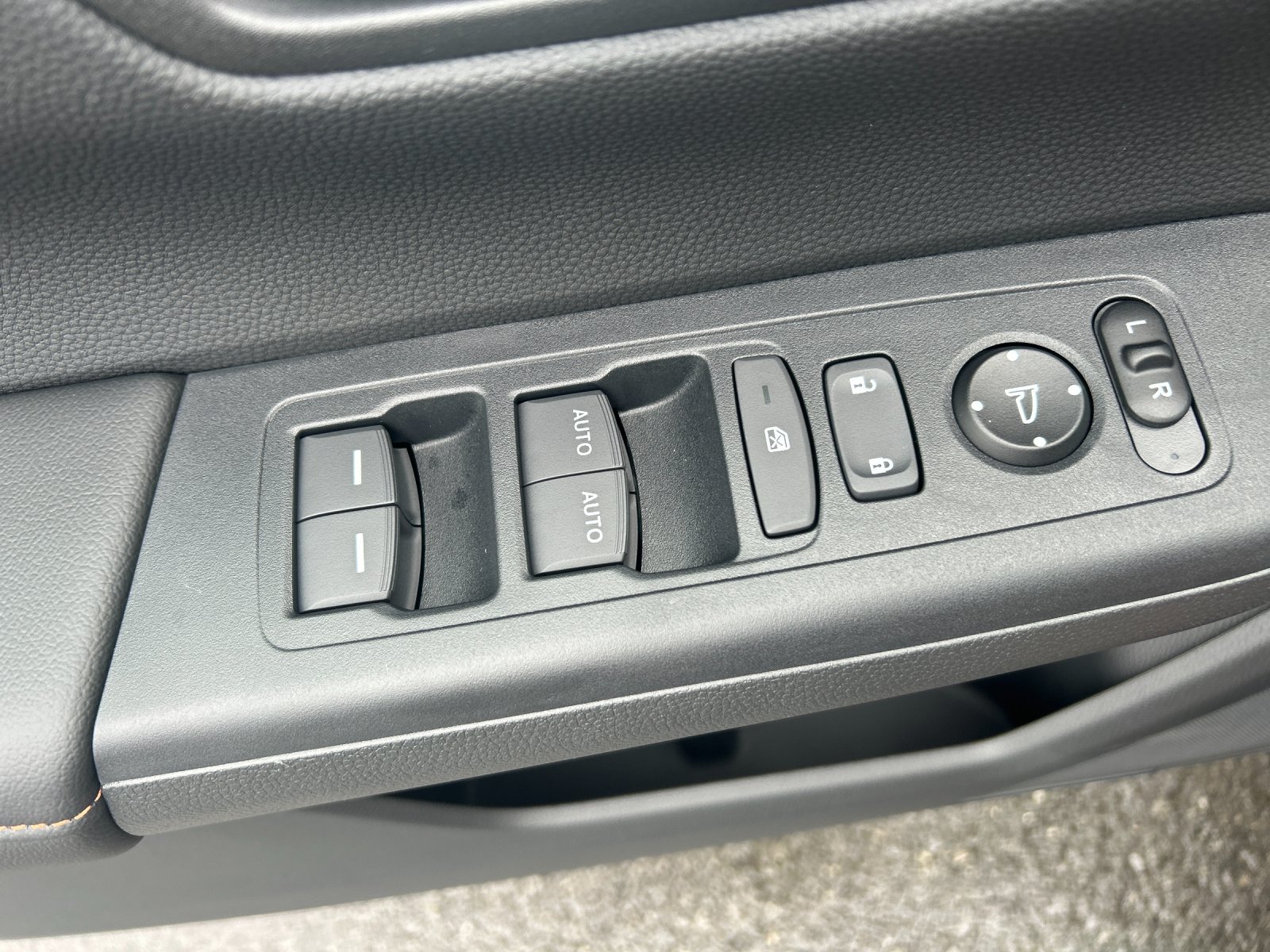 New 2026 Canyon River Blue Metallic Honda AWD Sport Hybrid image 13