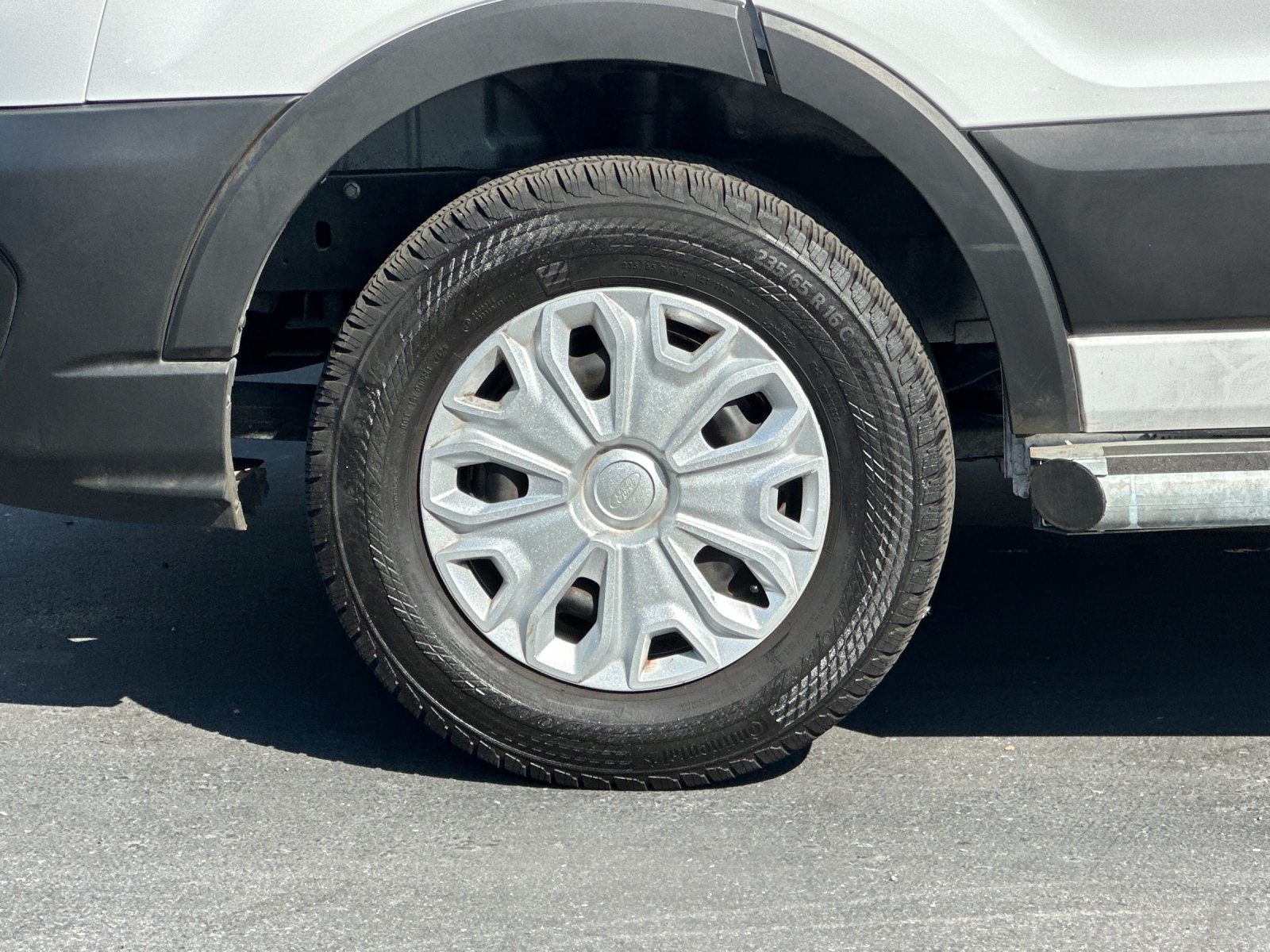 Used 2025 White Ford Base image 21