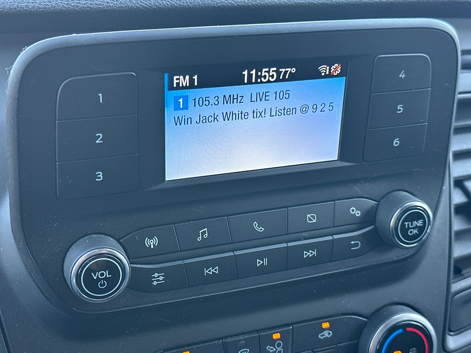 Used 2025 White Ford Base image 15