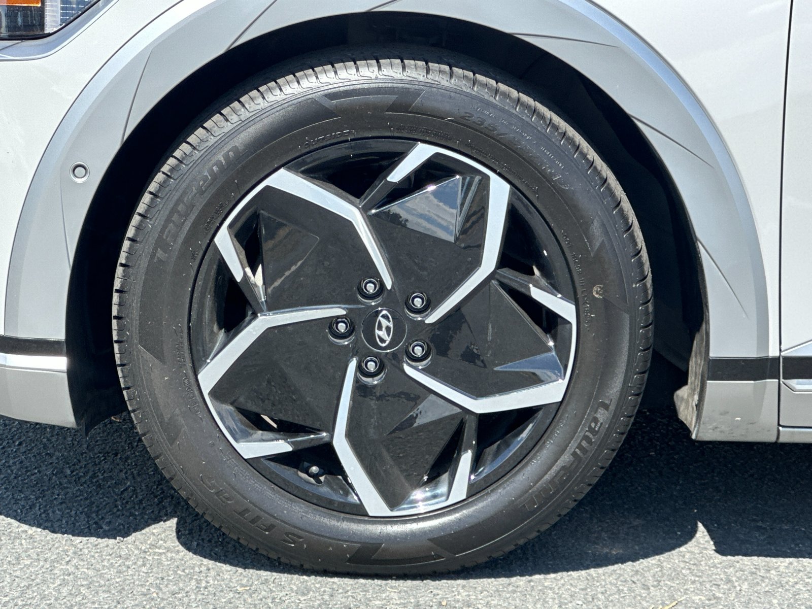 Certified Used 2024 Gray Hyundai Limited image 25