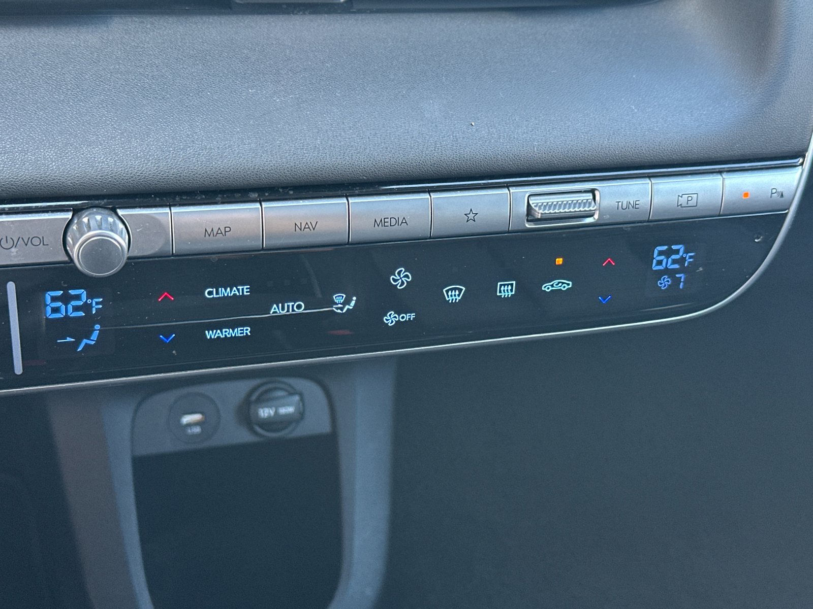 Certified Used 2024 Gray Hyundai Limited image 20