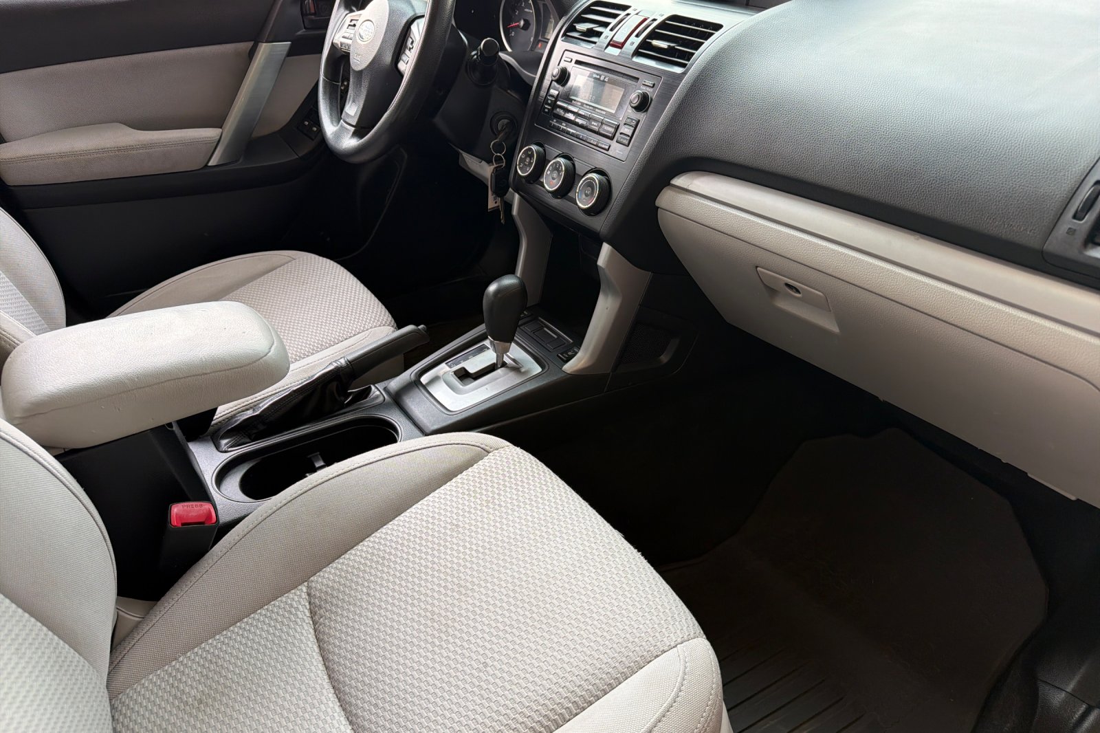 Used 2015 Red Subaru 2.5i Premium image 14