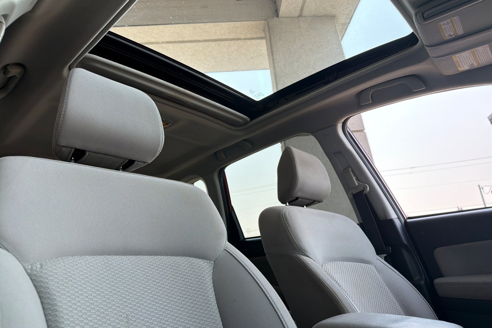 Used 2015 Red Subaru 2.5i Premium image 15