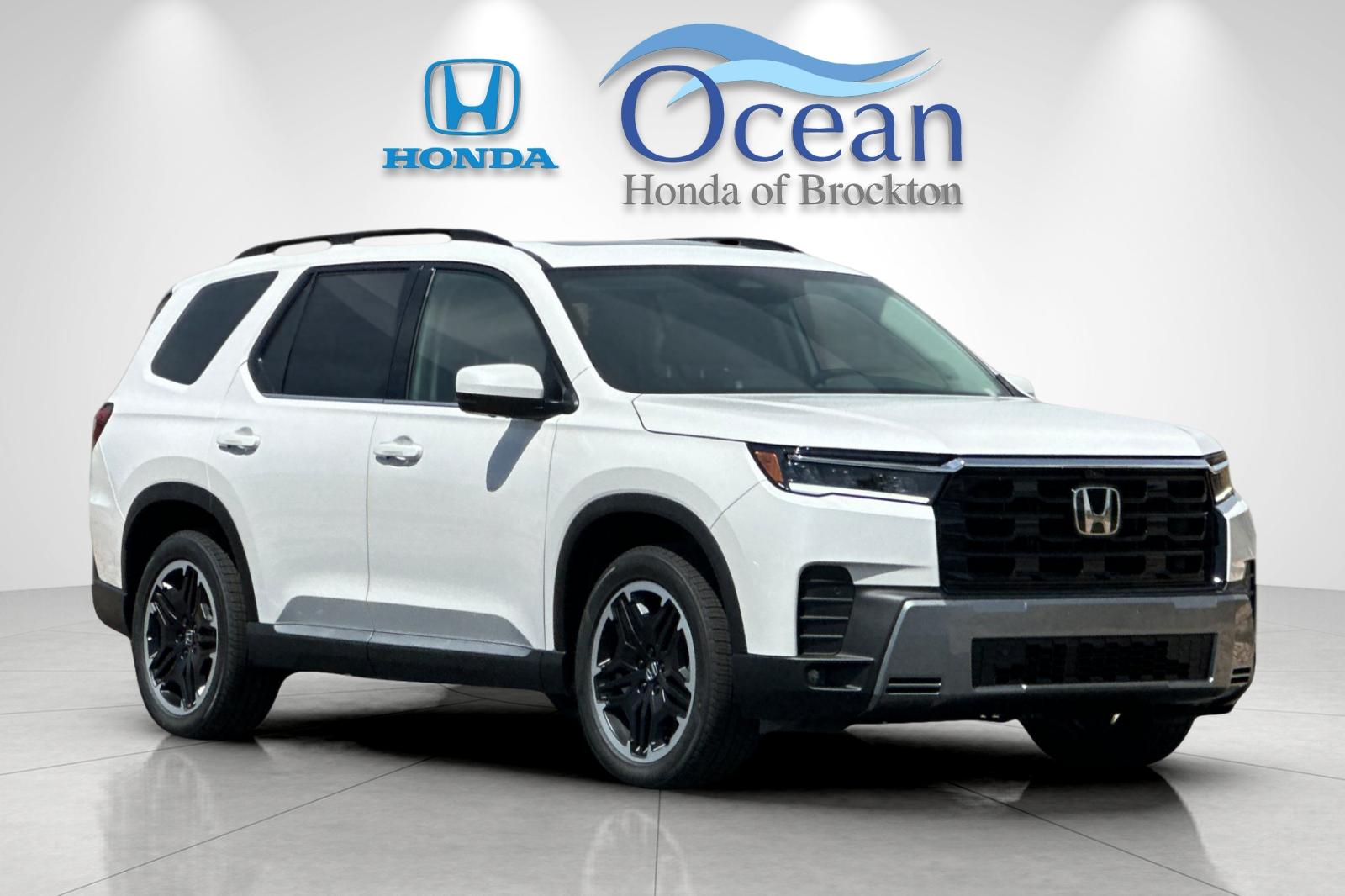 New 2026 Platinum White Honda Touring image 7