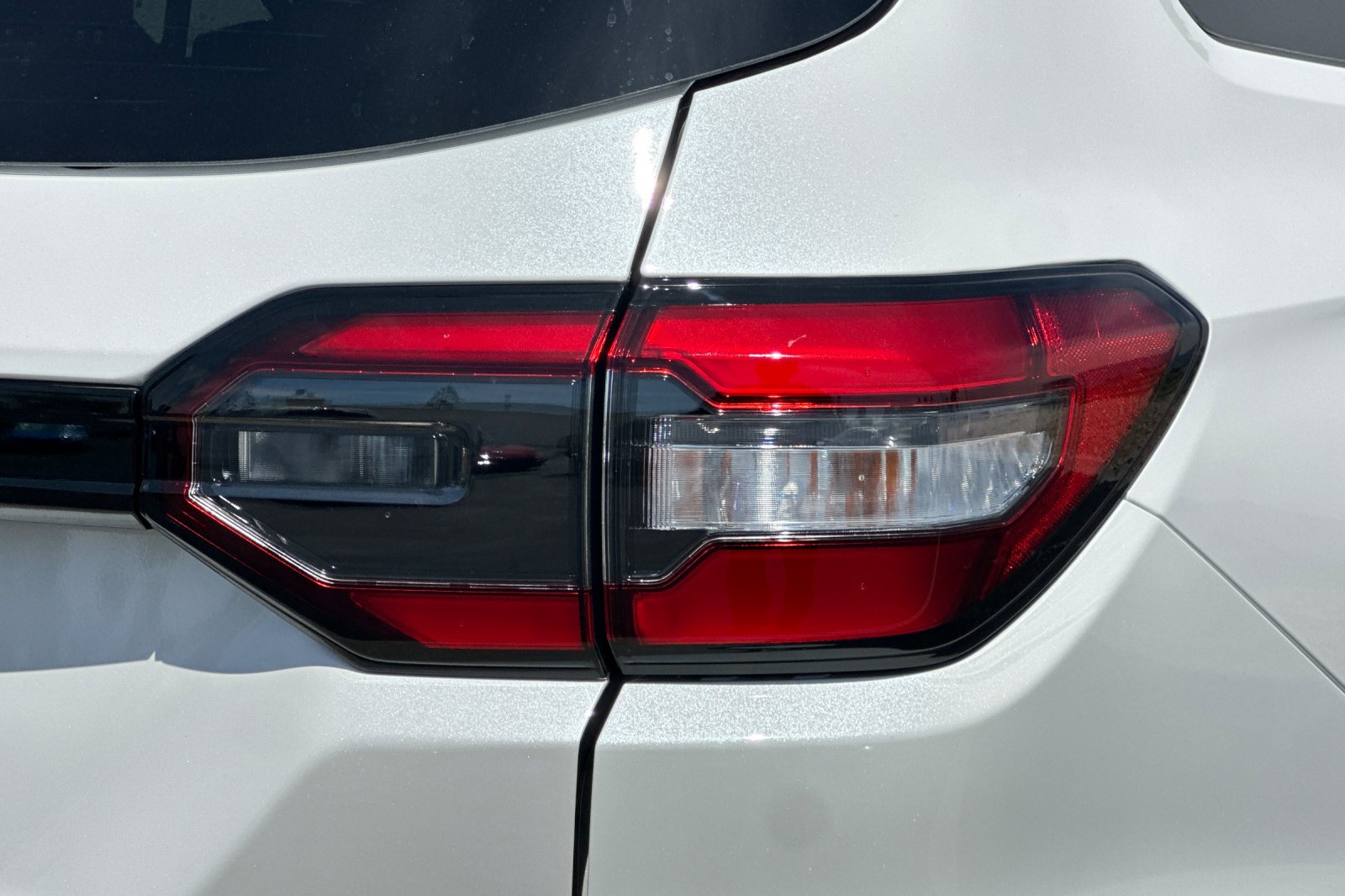 New 2026 Platinum White Honda Touring image 33