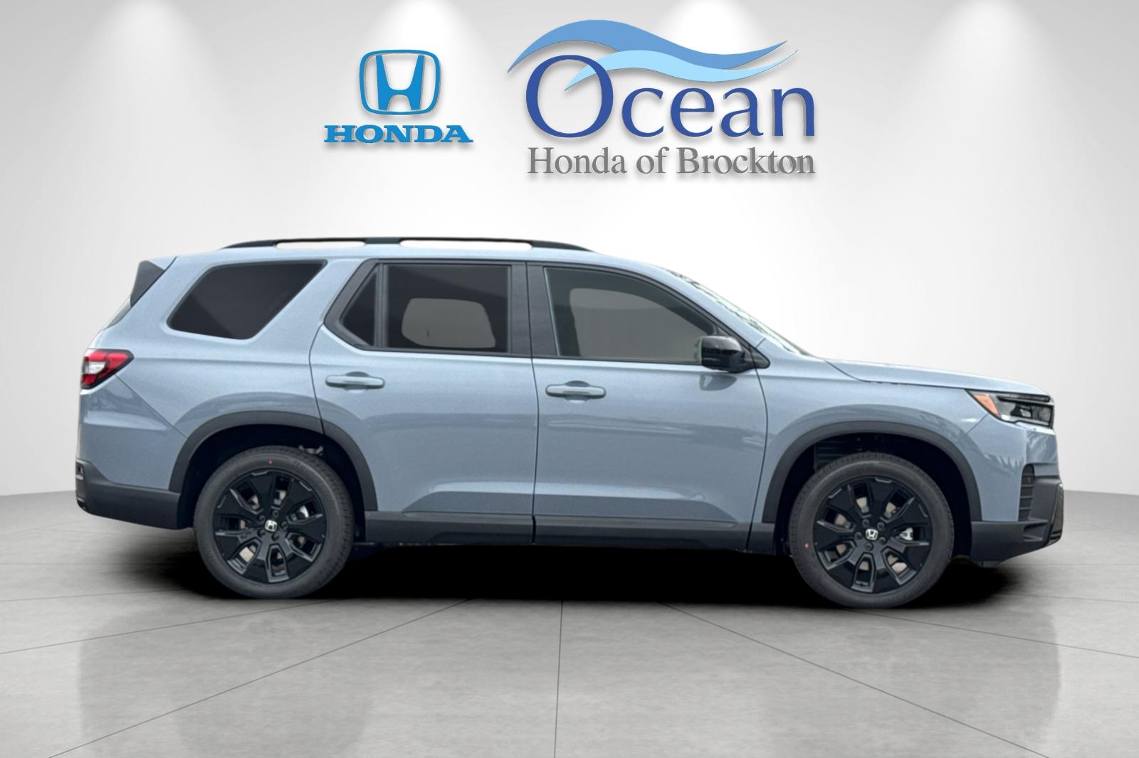 New 2026 Sonic Gray Pearl Honda Black Edition image 6