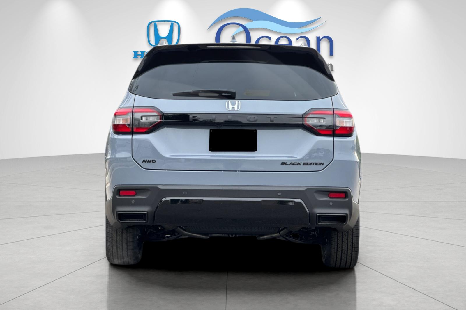 New 2026 Sonic Gray Pearl Honda Black Edition image 4