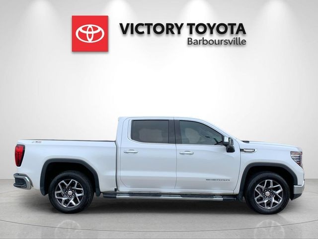 Used 2023 White Frost GMC SLT image 6