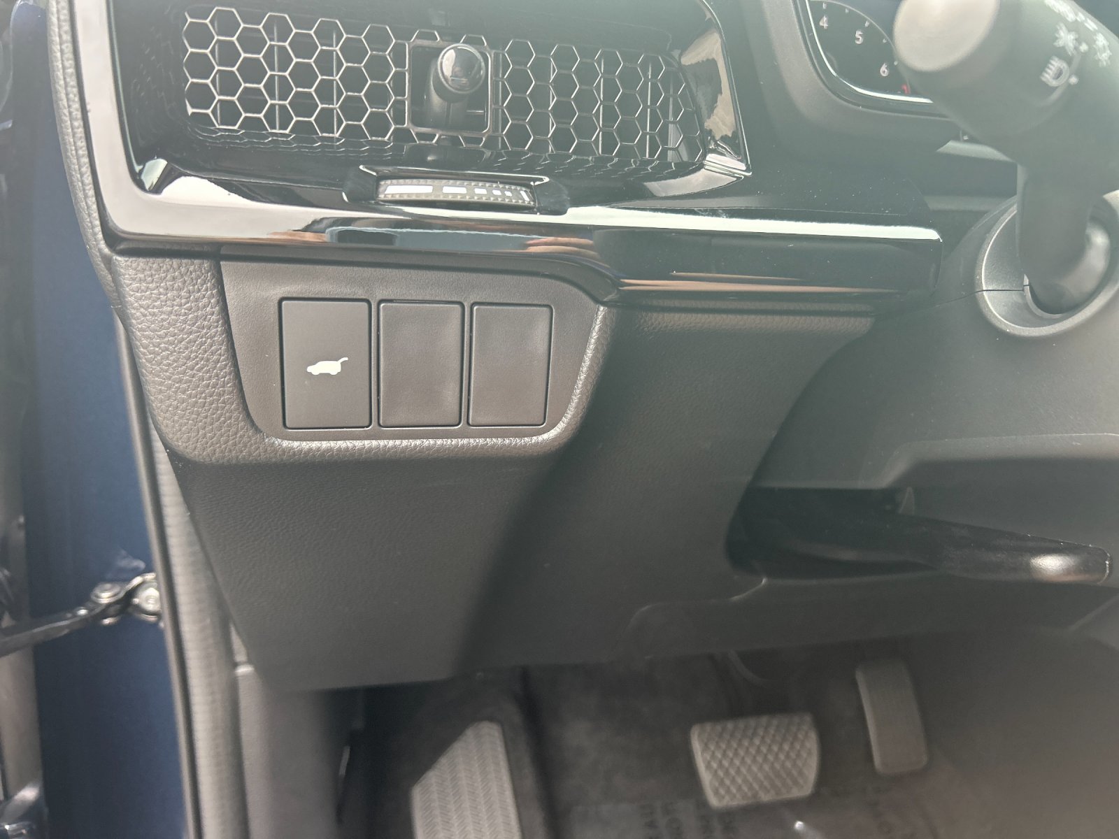 New 2026 Canyon River Blue Metallic Honda AWD EX-L image 33