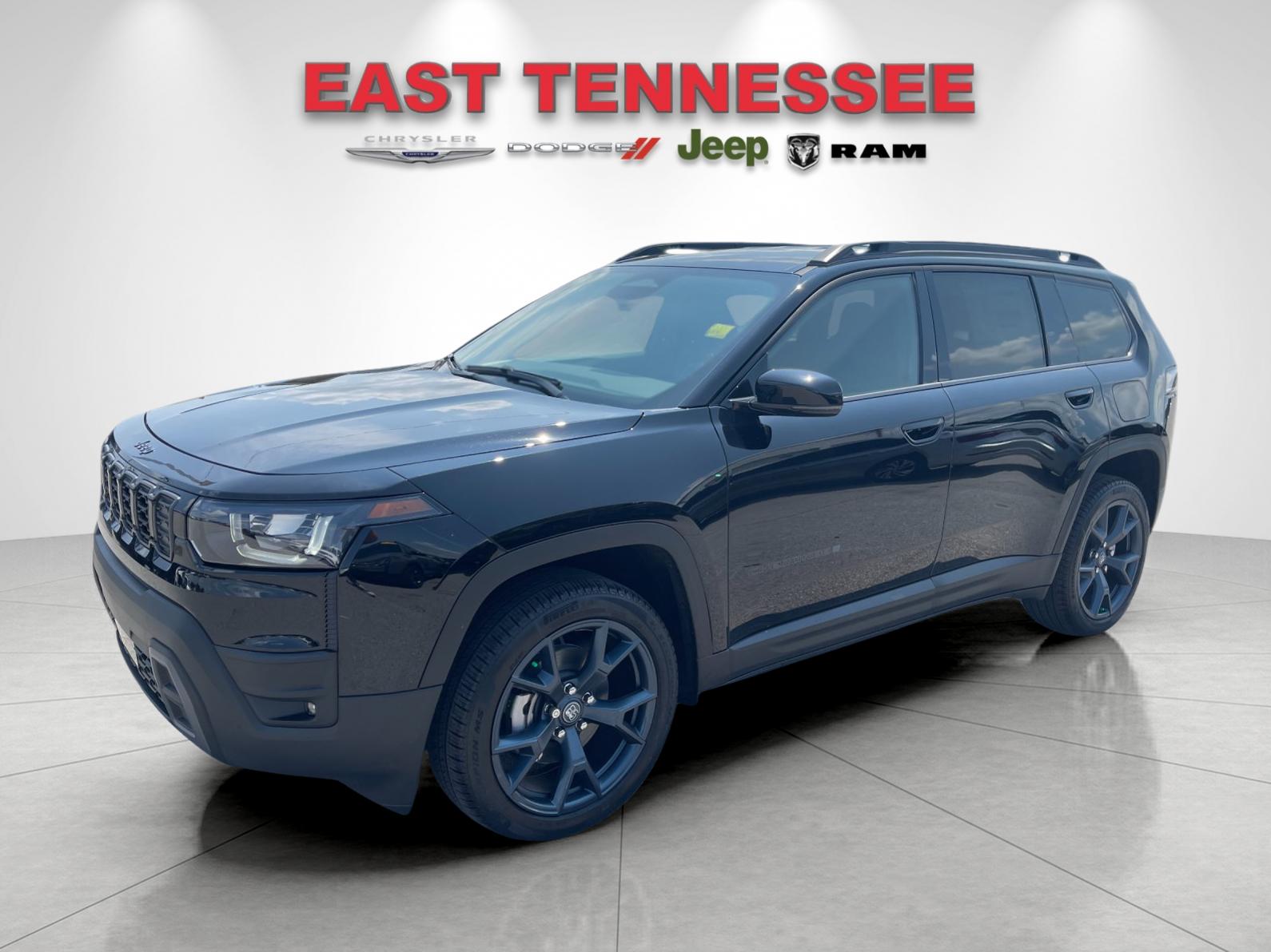 New 2026 Diamond Black Crystal Pearlcoat Jeep  image 7