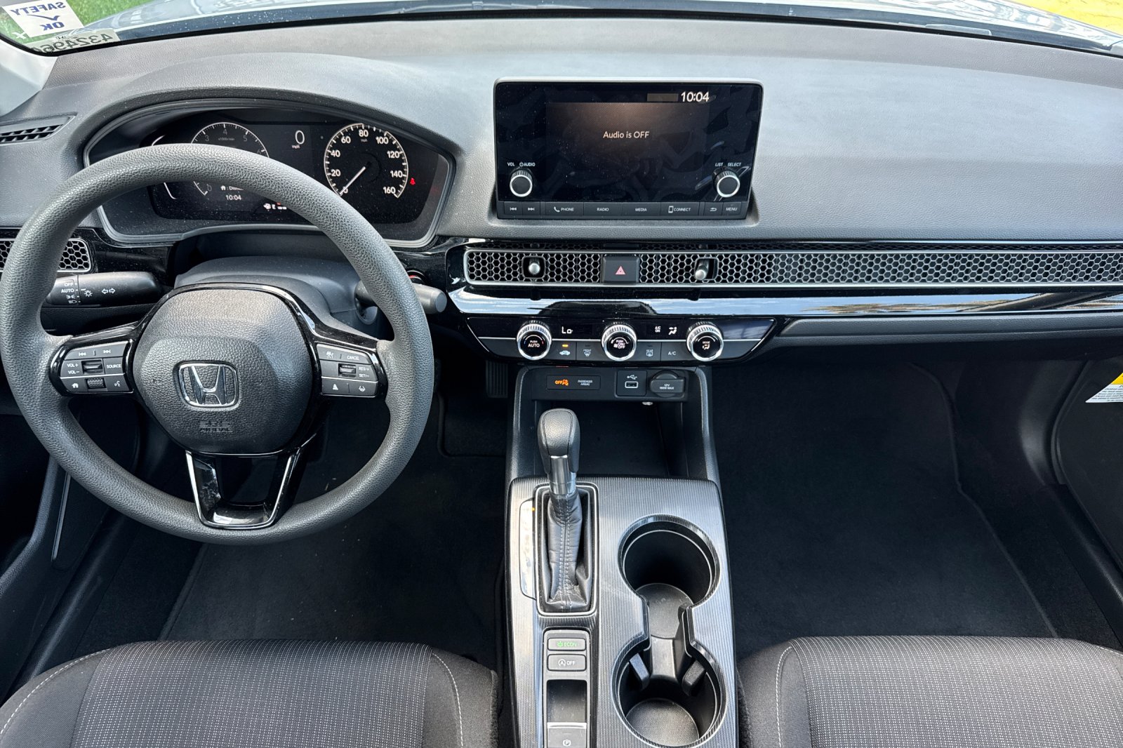 Certified Used 2024 Lunar Silver Metallic Honda LX image 9