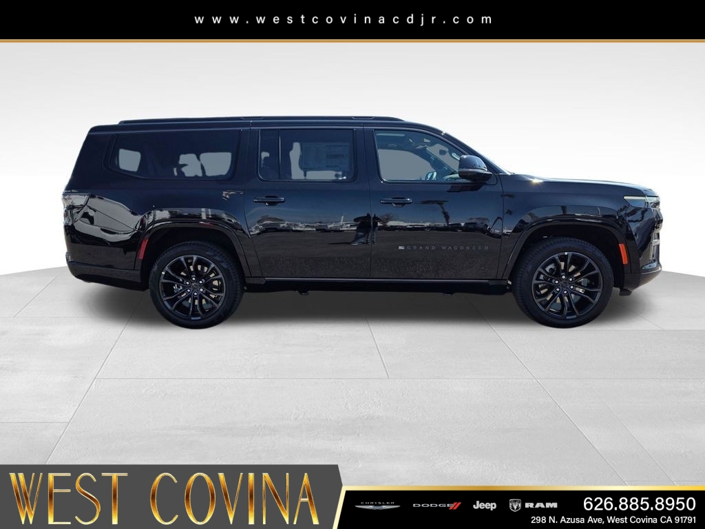 New 2026 High Gloss Black Jeep Summit Reserve image 4