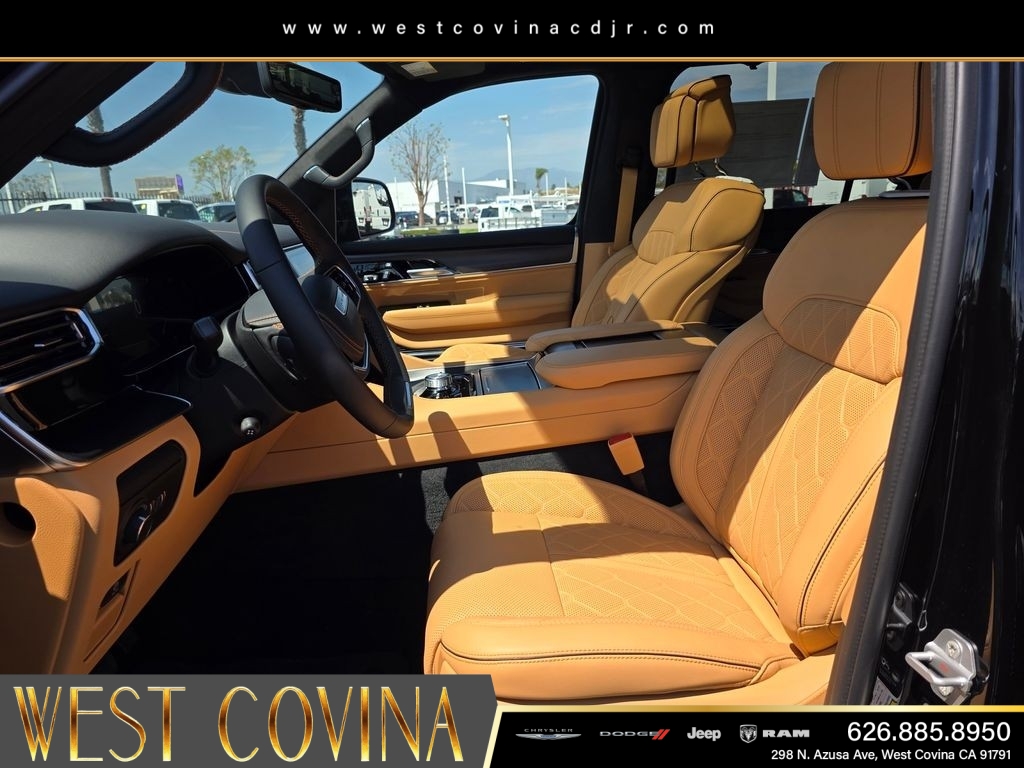 New 2026 High Gloss Black Jeep Summit Reserve image 17