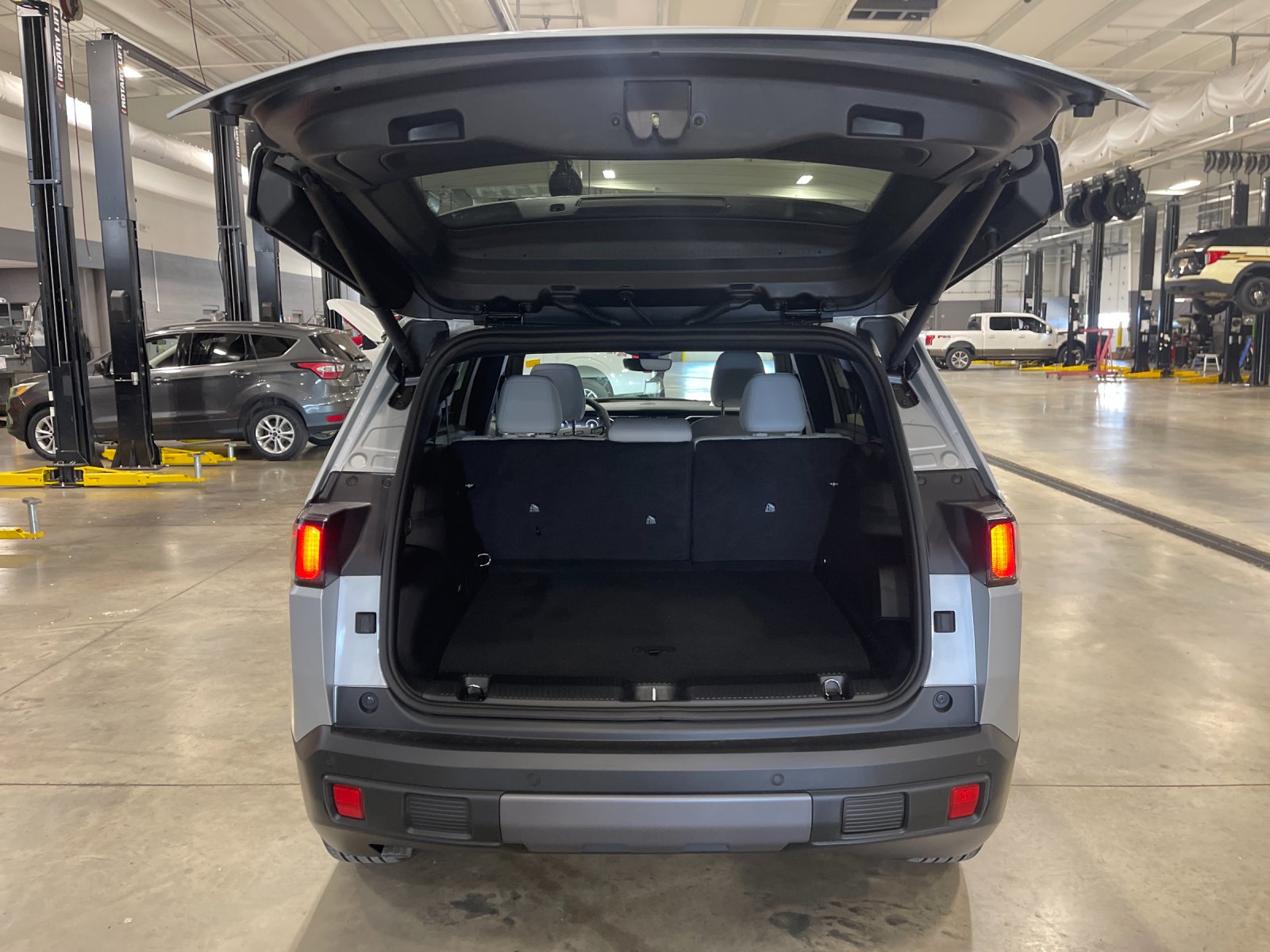 New 2026 Silver Jeep Limited image 16