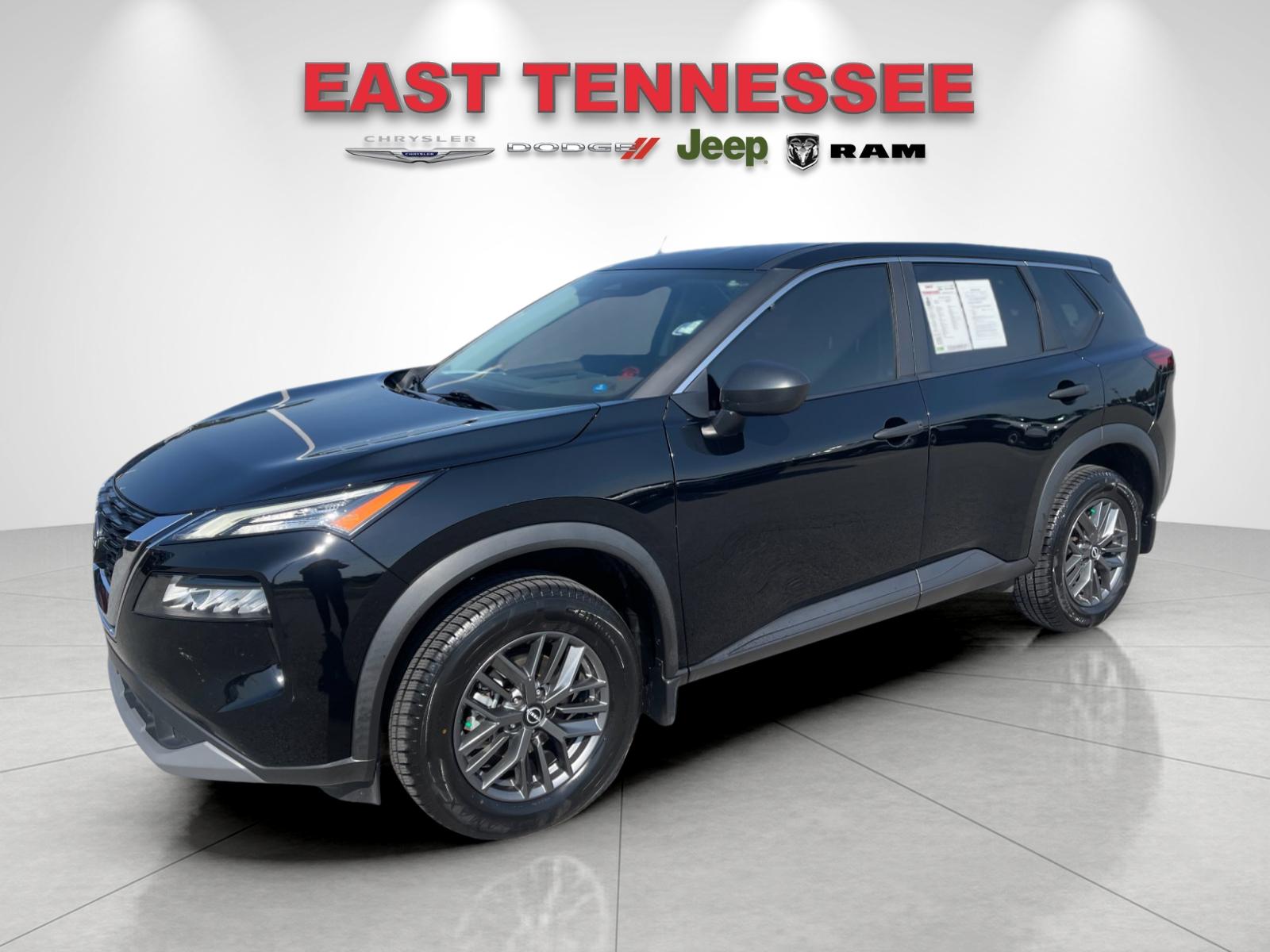 Used 2023 Black Nissan S image 7