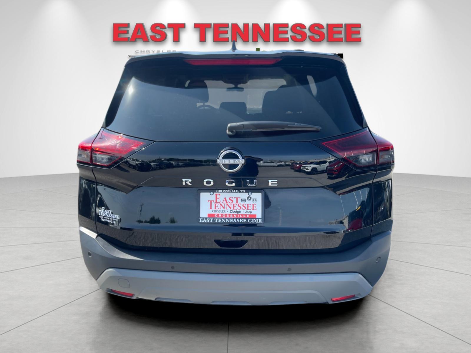 Used 2023 Black Nissan S image 4