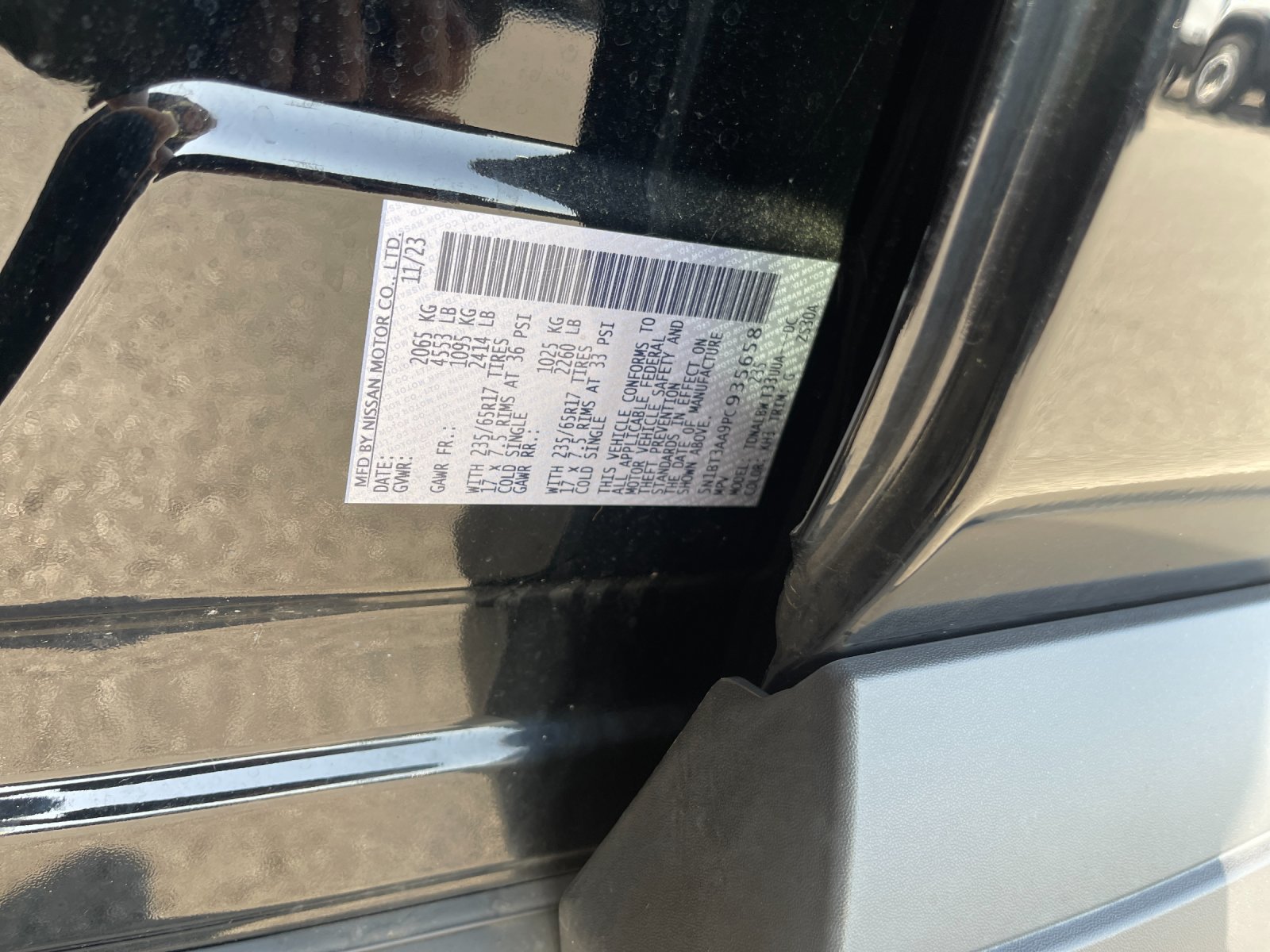 Used 2023 Black Nissan S image 32