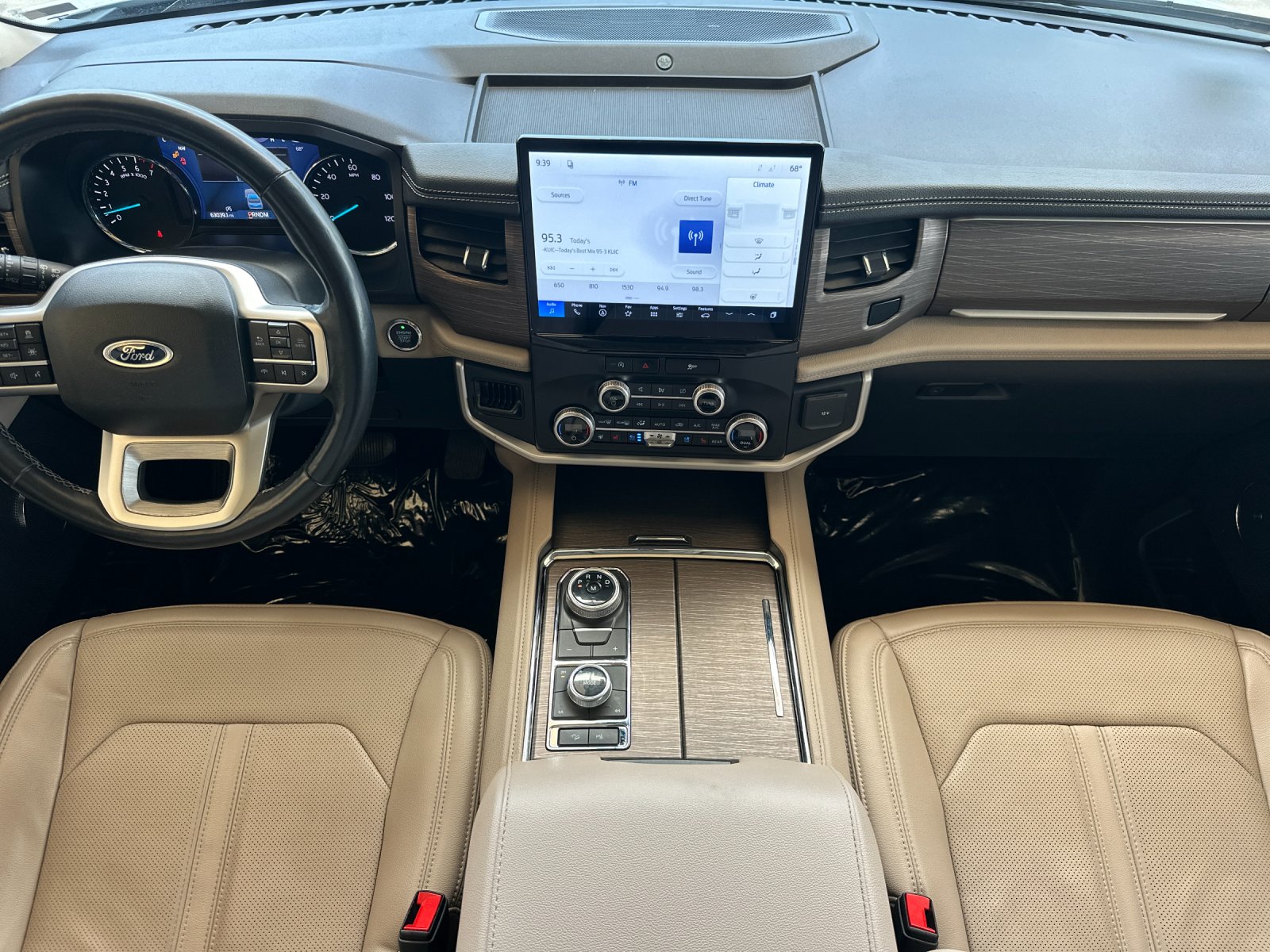 Used 2024 White Ford Limited image 12
