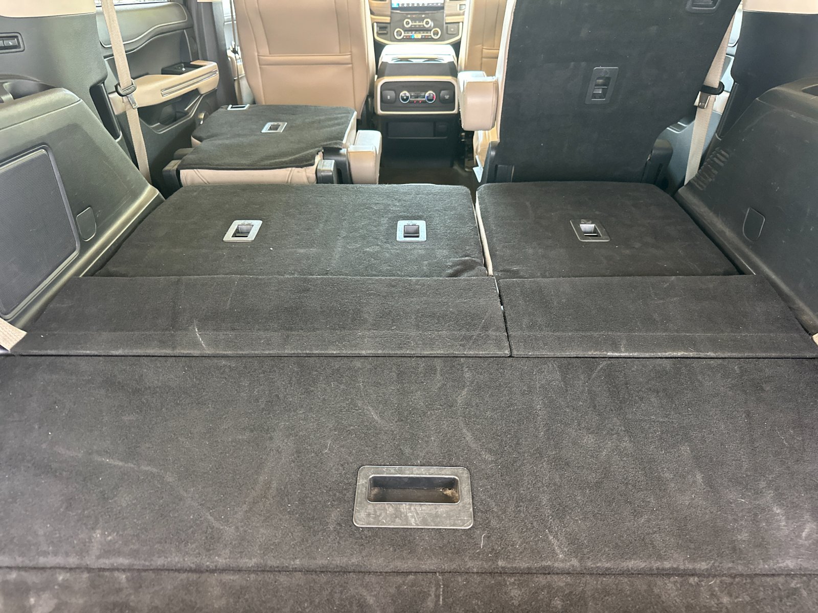 Used 2024 White Ford Limited image 15