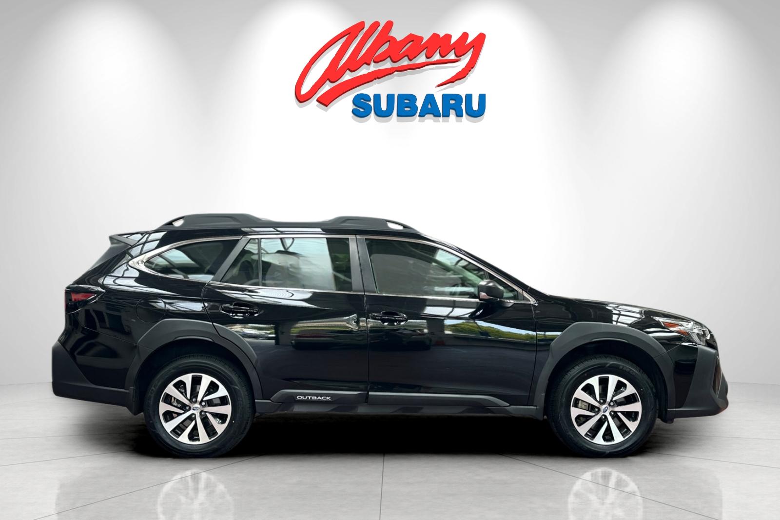 Certified Used 2025 Black Subaru 2.5i image 3