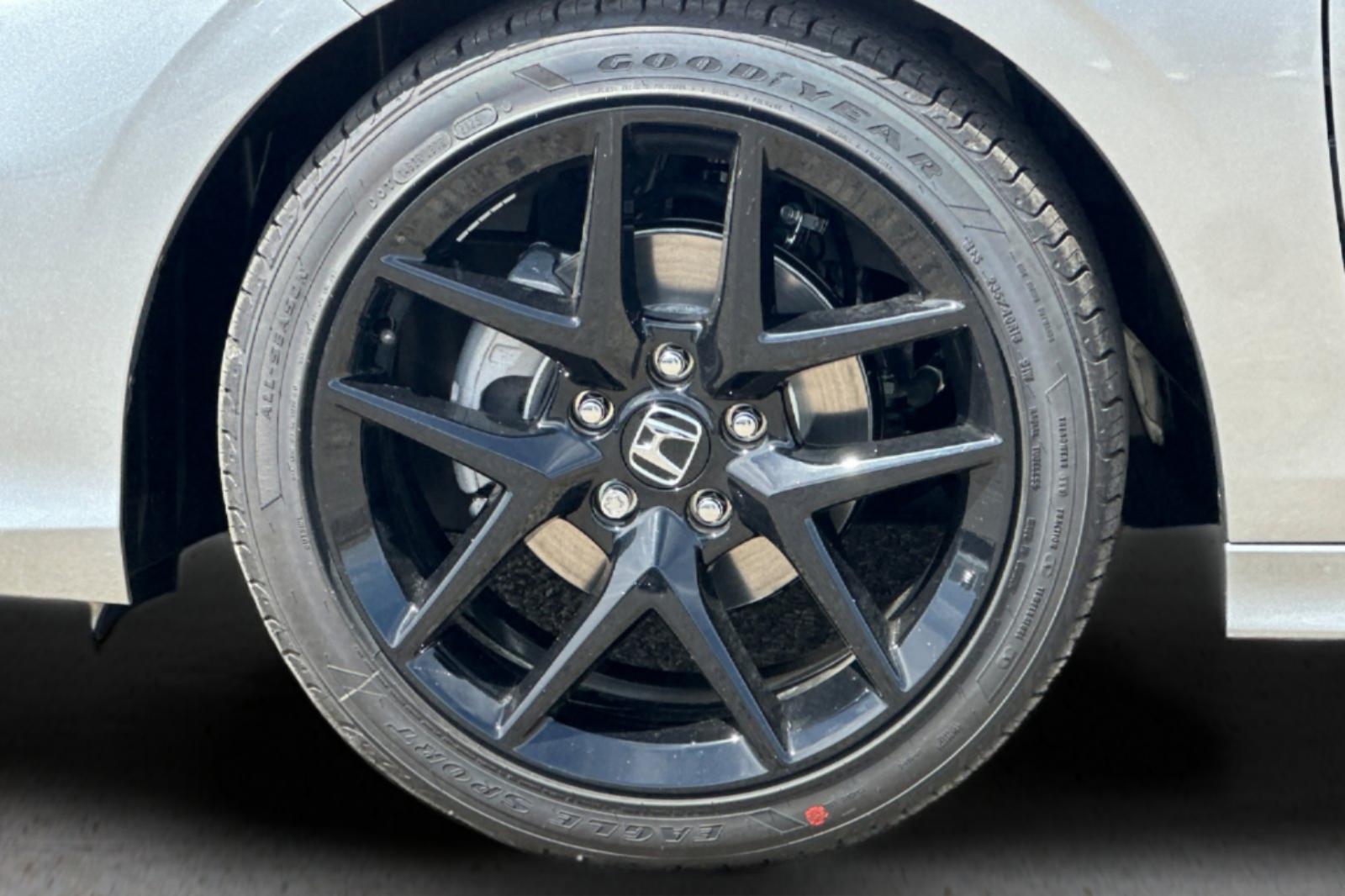 New 2026 Solar Silver Metallic Honda Sport image 31