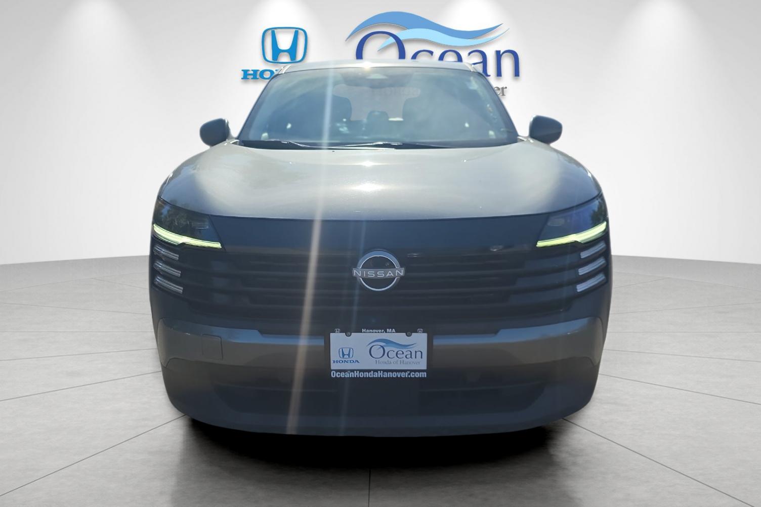 Used 2025 Gun Metallic Nissan S image 8
