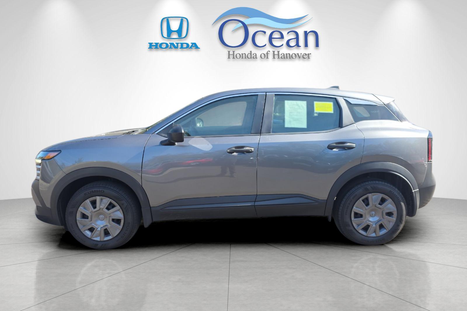 Used 2025 Gun Metallic Nissan S image 6