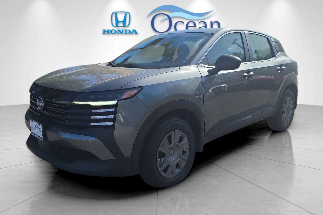 Used 2025 Gun Metallic Nissan S image 7