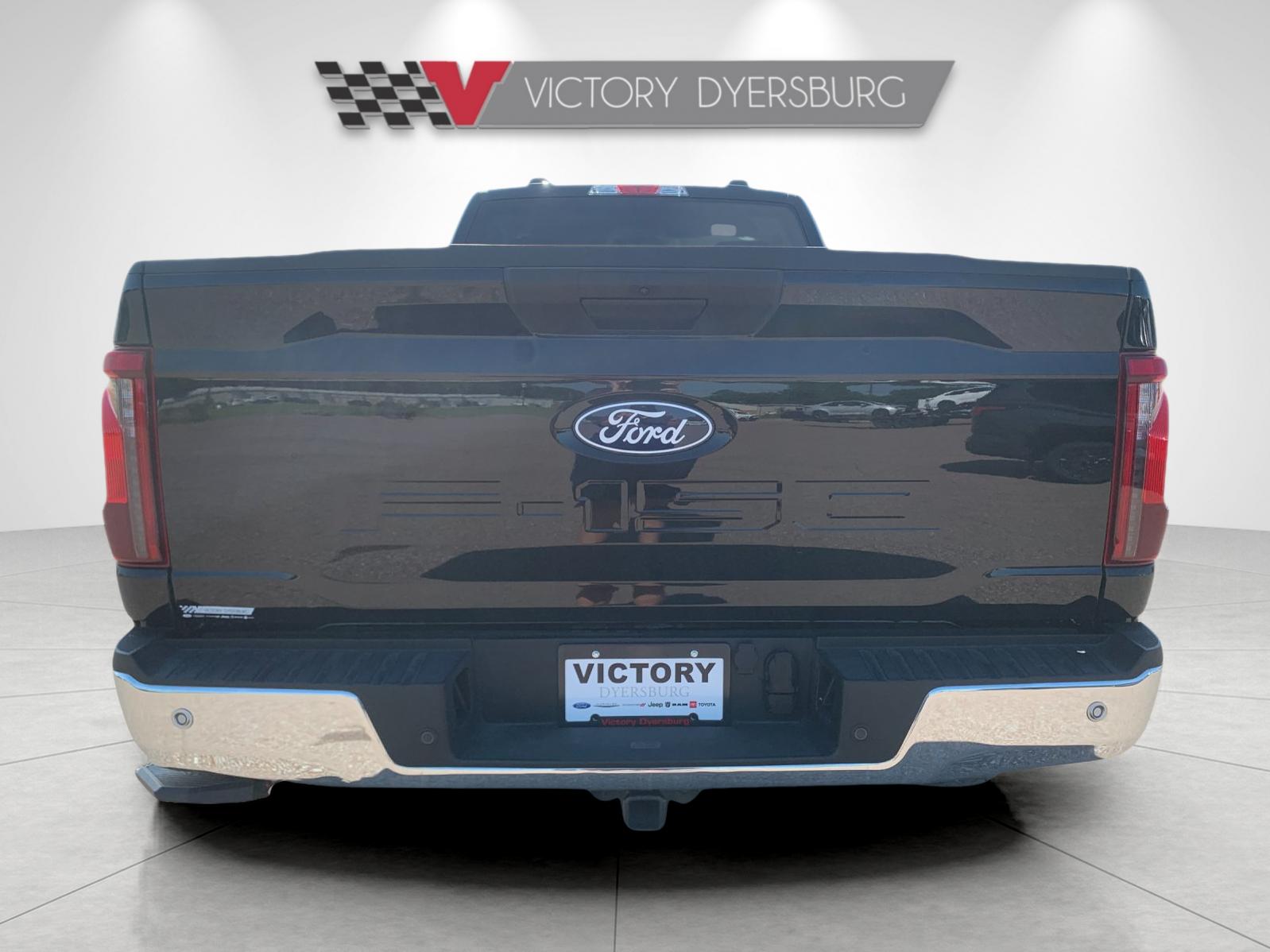 Used 2025 Black Ford XL image 5