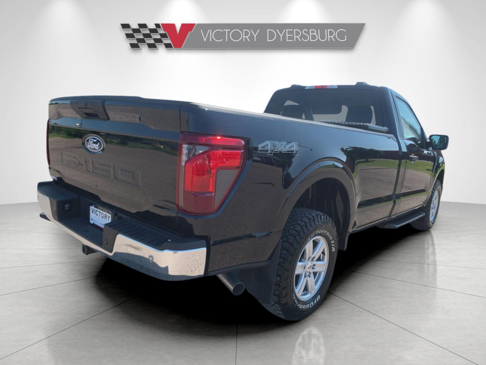 Used 2025 Black Ford XL image 4