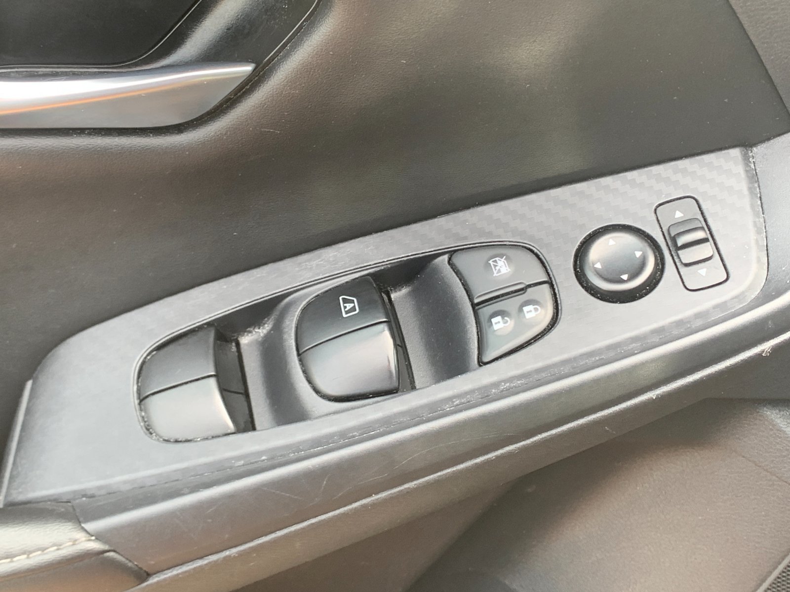 Used 2025 Black Nissan SV image 14