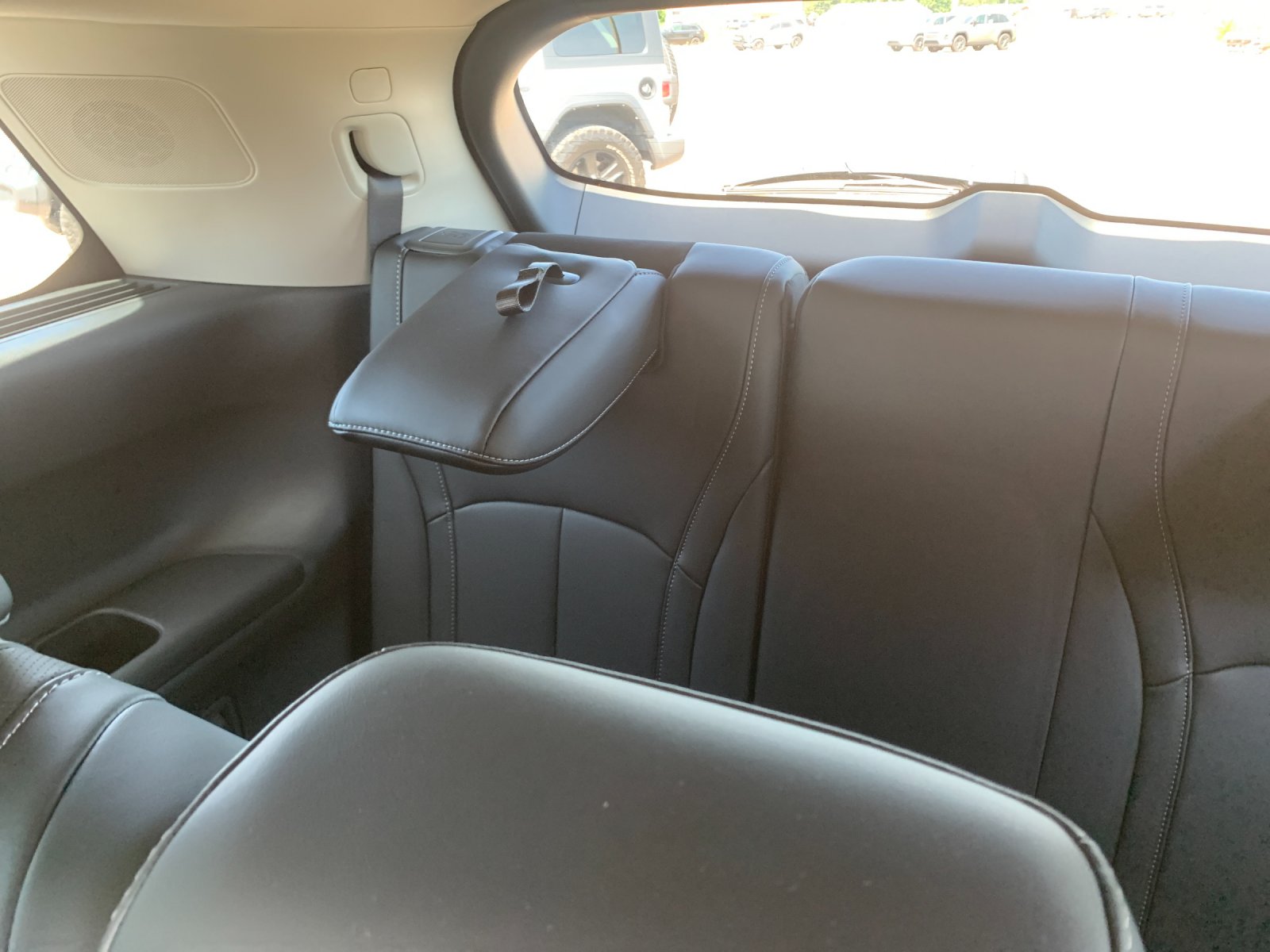 Used 2026 Gray INFINITI LUXE image 19