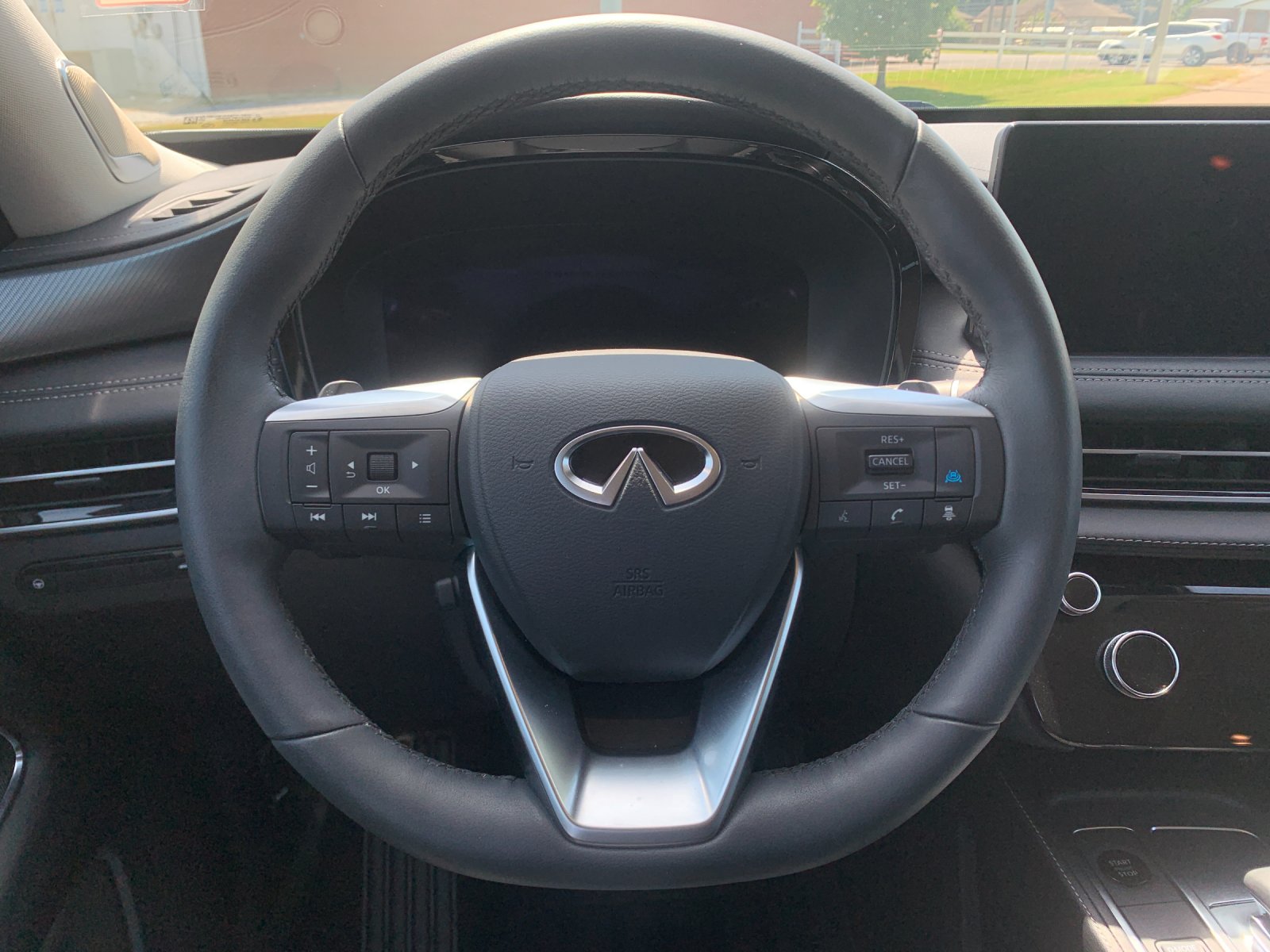 Used 2026 Gray INFINITI LUXE image 29
