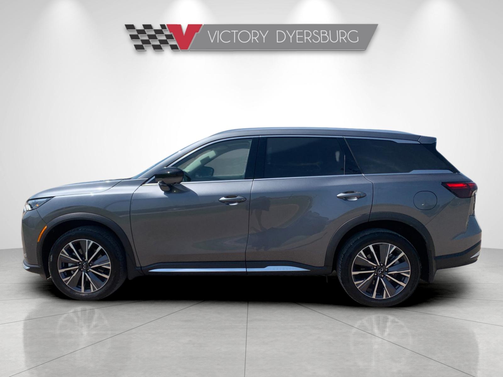 Used 2026 Gray INFINITI LUXE image 7