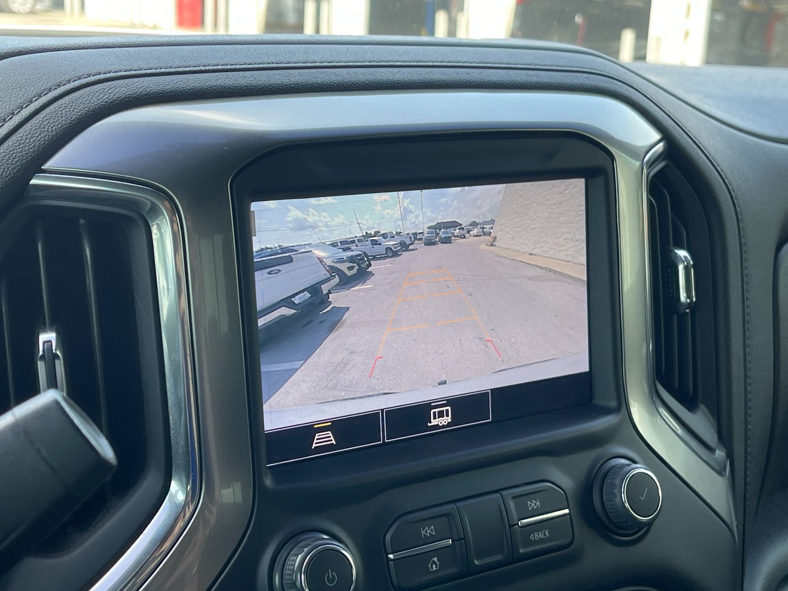 Used 2022 Silver Chevrolet LT Trail Boss image 20